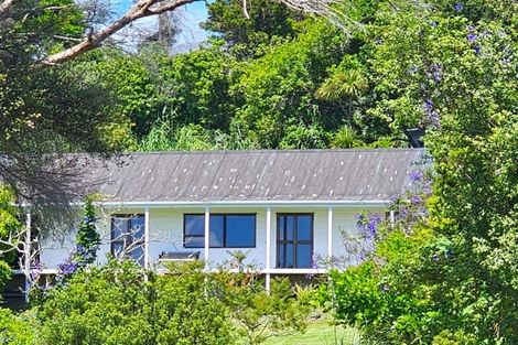 Photo of property in 33 Clendon Esplanade, Rawene, Kaikohe, 0473