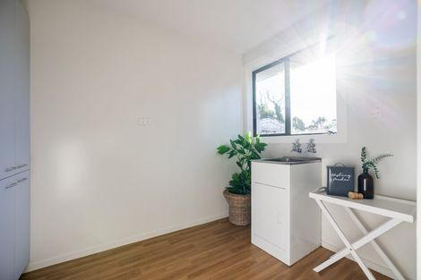 Photo of property in 77 Owles Terrace, New Brighton, Christchurch, 8061