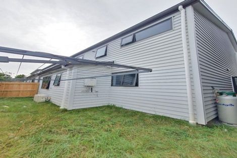 Photo of property in 425d Great South Road, Opaheke, Papakura, 2113