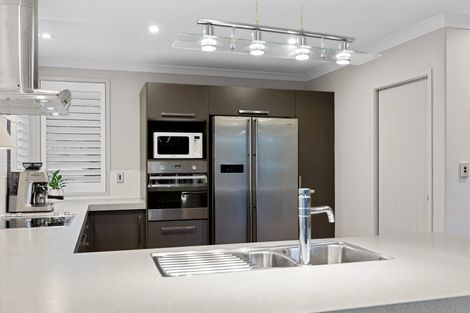 Photo of property in 53 Rexford Heights, Pyes Pa, Tauranga, 3112