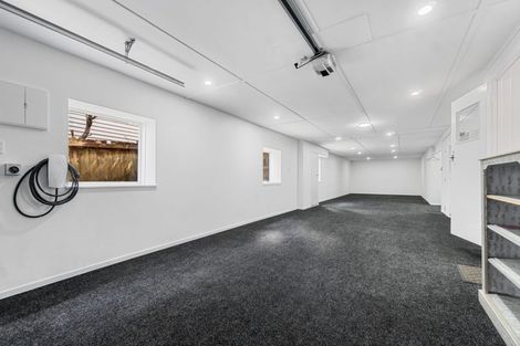 Photo of property in 27 High Road, Glenfield, Auckland, 0629