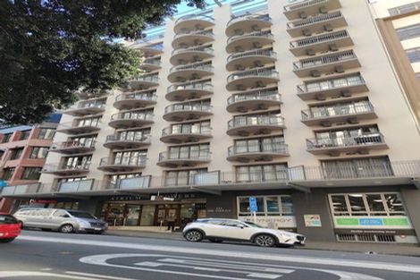 Photo of property in Atrium Apartments, 2i/154 The Terrace, Wellington Central, Wellington, 6011