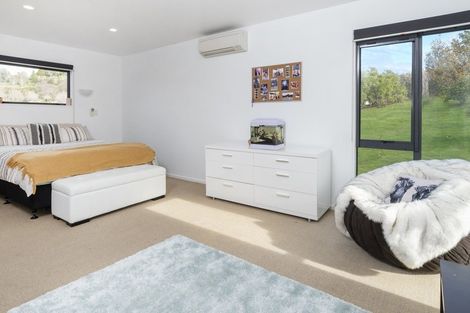 Photo of property in 39 Sandstone Road, Whitford, Manurewa, 2576