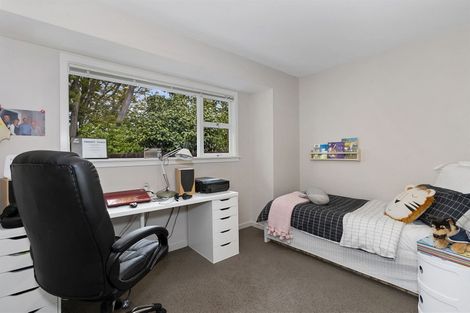 Photo of property in 16 Hadlow Place, Burnside, Christchurch, 8041