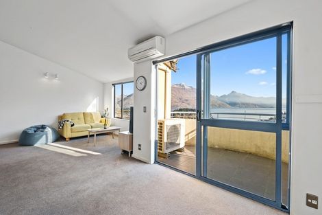 Photo of property in 22b Malaghan Street, Queenstown, 9300