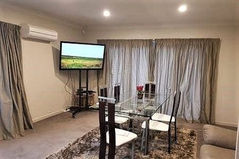 Photo of property in 10 Consort Close, Paraparaumu Beach, Paraparaumu, 5032