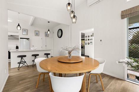 Photo of property in 106 Avondale Road, Taradale, Napier, 4112