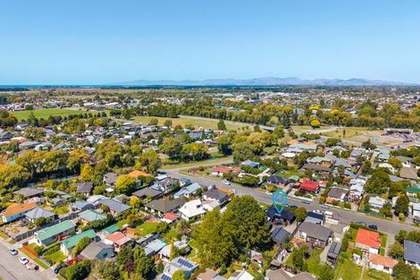 Photo of property in 32 Cridland Street West, Kaiapoi, 7630