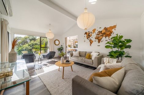 Photo of property in 79 Sea Vista Drive, Pukerua Bay, 5026