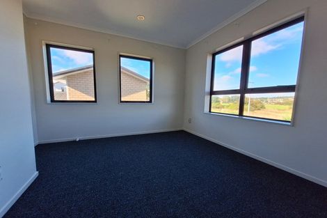 Photo of property in 1/5 Wallson Crescent, Wiri, Auckland, 2104