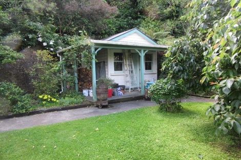 Photo of property in 48 Ferry Street, Seatoun, Wellington, 6022