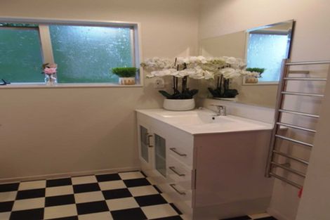 Photo of property in 2/28 Taramea Place, Addington, Christchurch, 8024