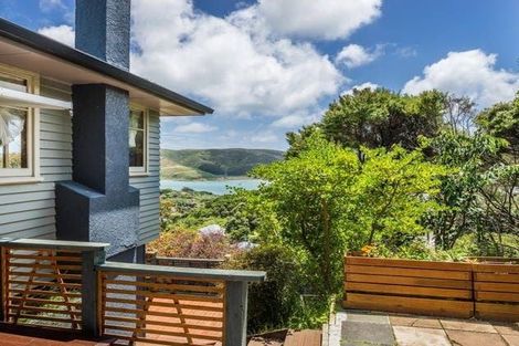 Photo of property in 22 Kiriwai Road, Paremata, Porirua, 5024