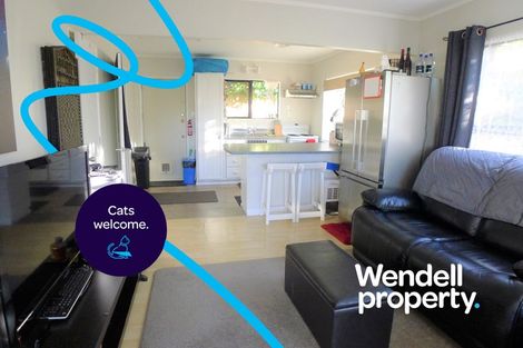 Photo of property in 23 Flaunty Place, West Harbour, Auckland, 0618