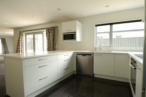 Photo of property in 44 Papawai Drive, Rangiora, 7400