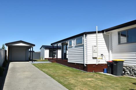 Photo of property in 39 Rata Road, Twizel, 7901