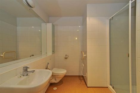 Photo of property in Kelvin House, 3c/16 The Terrace, Wellington Central, Wellington, 6011