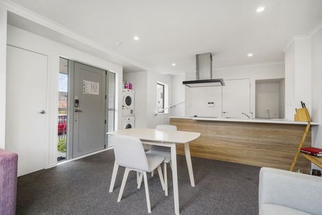Photo of property in 47u1 Cameron Road, Hamilton East, Hamilton, 3216