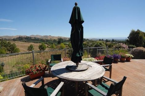 Photo of property in 15 Hikanui Place, Havelock North, 4130