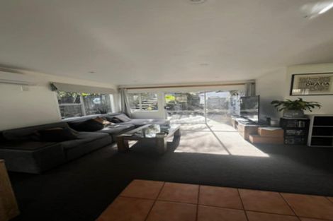 Photo of property in 7 Puketitiro Street, Glen Eden, Auckland, 0602