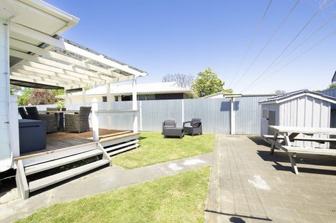 Photo of property in 2 Perry Crescent, Greenmeadows, Napier, 4112
