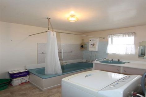 Photo of property in 2/551 Hereford Street, Linwood, Christchurch, 8011