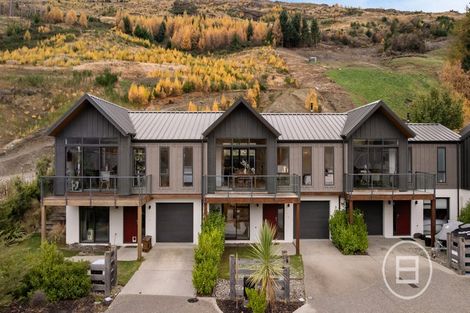 Photo of property in 3 Phoenix Lane, Arthurs Point, Queenstown, 9371