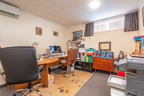 Photo of property in 23 Grey Street, Marton, 4710