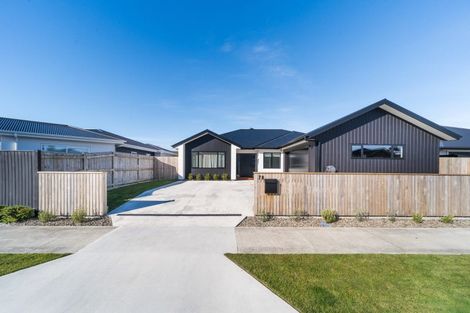 Photo of property in 78 Freedom Drive, Kelvin Grove, Palmerston North, 4470