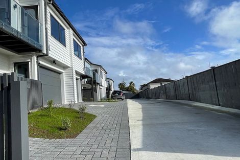 Photo of property in 75f Cardiff Road, Pakuranga, Auckland, 2010