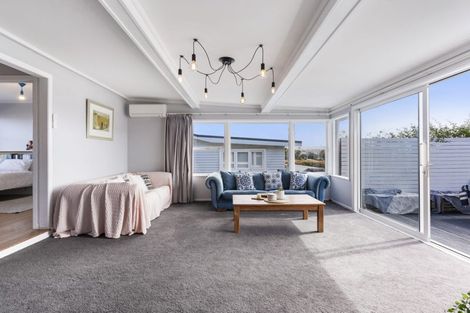 Photo of property in 798 Whangaparaoa Road, Manly, Whangaparaoa, 0930