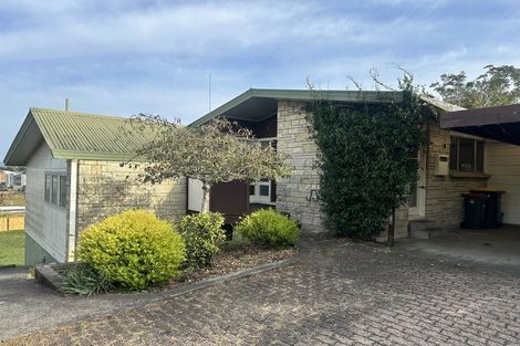 Photo of property in 36 Alison Street, Hamilton Lake, Hamilton, 3204