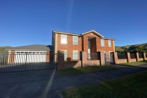 Photo of property in 18 Mauldeth Terrace, Churton Park, Wellington, 6037
