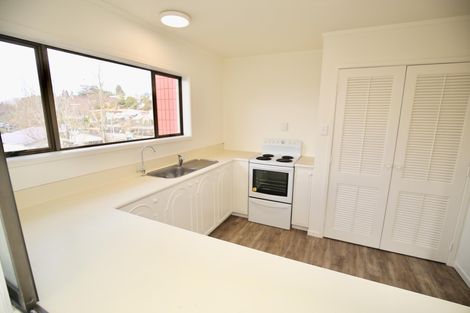 Photo of property in 10u9 Hunter Street, Hamilton Lake, Hamilton, 3204