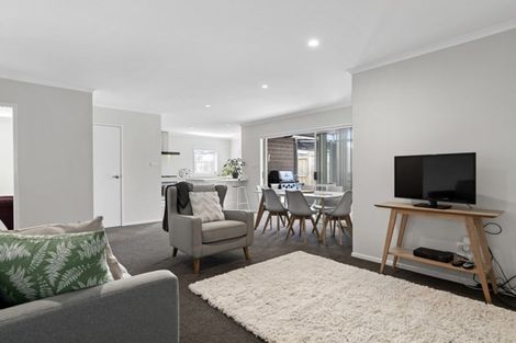 Photo of property in 15 Kahuparere Crescent, Pyes Pa, Tauranga, 3112