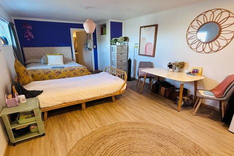 Photo of property in 20 Alexandra Road, Roseneath, Wellington, 6021