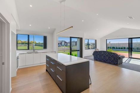 Photo of property in 1 Greig Crescent, Amberley, 7481