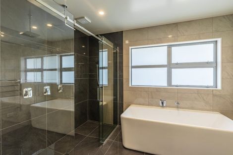 Photo of property in 16 Petrel Close, Paraparaumu Beach, Paraparaumu, 5032