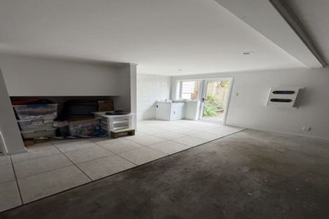 Photo of property in 124 Pemberton Avenue, Bayview, Auckland, 0629