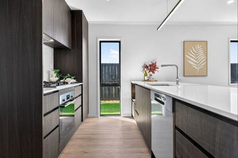 Photo of property in 18 Tiroake Street, Ruakura, Hamilton, 3214