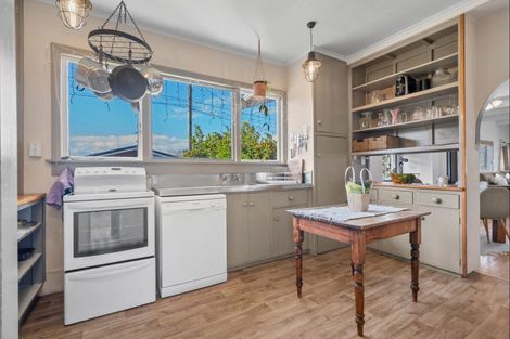 Photo of property in 14a Walsh Road, Westown, New Plymouth, 4310
