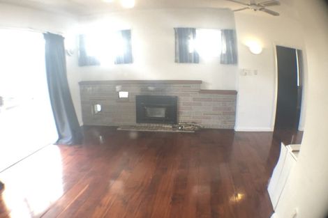 Photo of property in 135 Te Atatu Road, Te Atatu South, Auckland, 0610