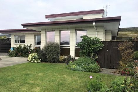 Photo of property in 27 Coventry Avenue, Tamatea, Napier, 4112