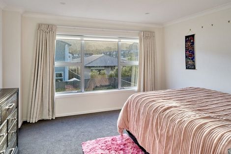 Photo of property in 8 Taiko Place, Kenepuru, Porirua, 5022