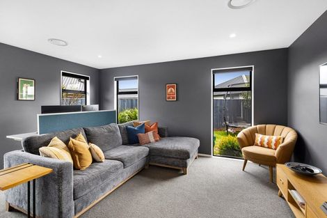 Photo of property in 5 Maurice James Way, Prebbleton, 7604