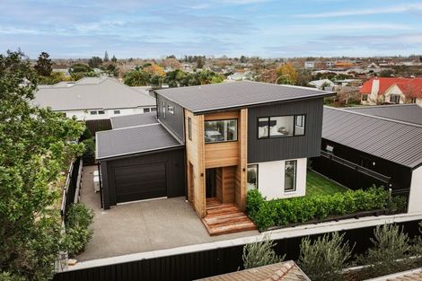 Photo of property in 28b Lucknow Road, Havelock North, 4130
