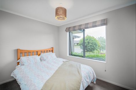 Photo of property in 12 Kingsley Place, Rolleston, 7614