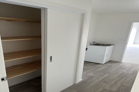 Photo of property in 24 Dudley Crescent, Cable Bay, 0420