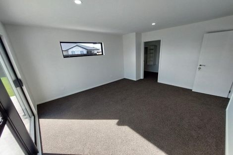 Photo of property in 3 Clonbunny Close, Rolleston, 7614