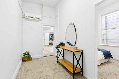 Photo of property in 104 Wallace Street, Mount Cook, Wellington, 6021